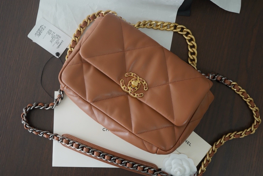 Ch*el 19 bag 26cm 2024082001