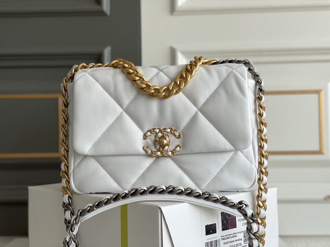 Ch*el 19 bag 26cm 2024082002