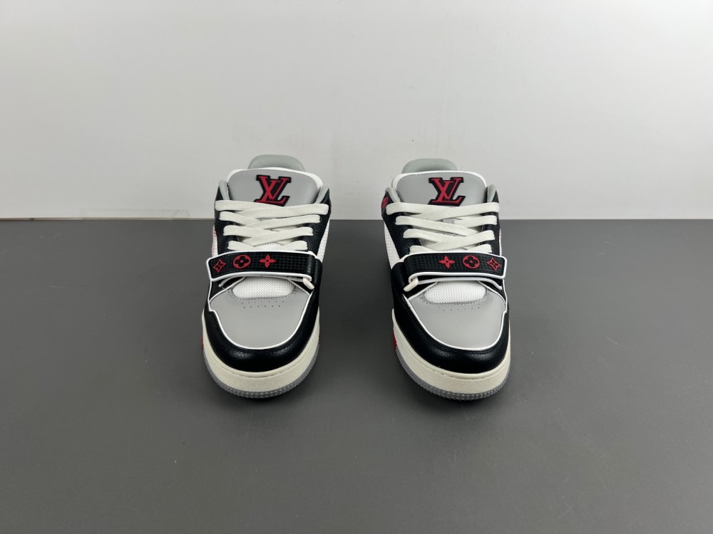 LV sneaker 2024082202