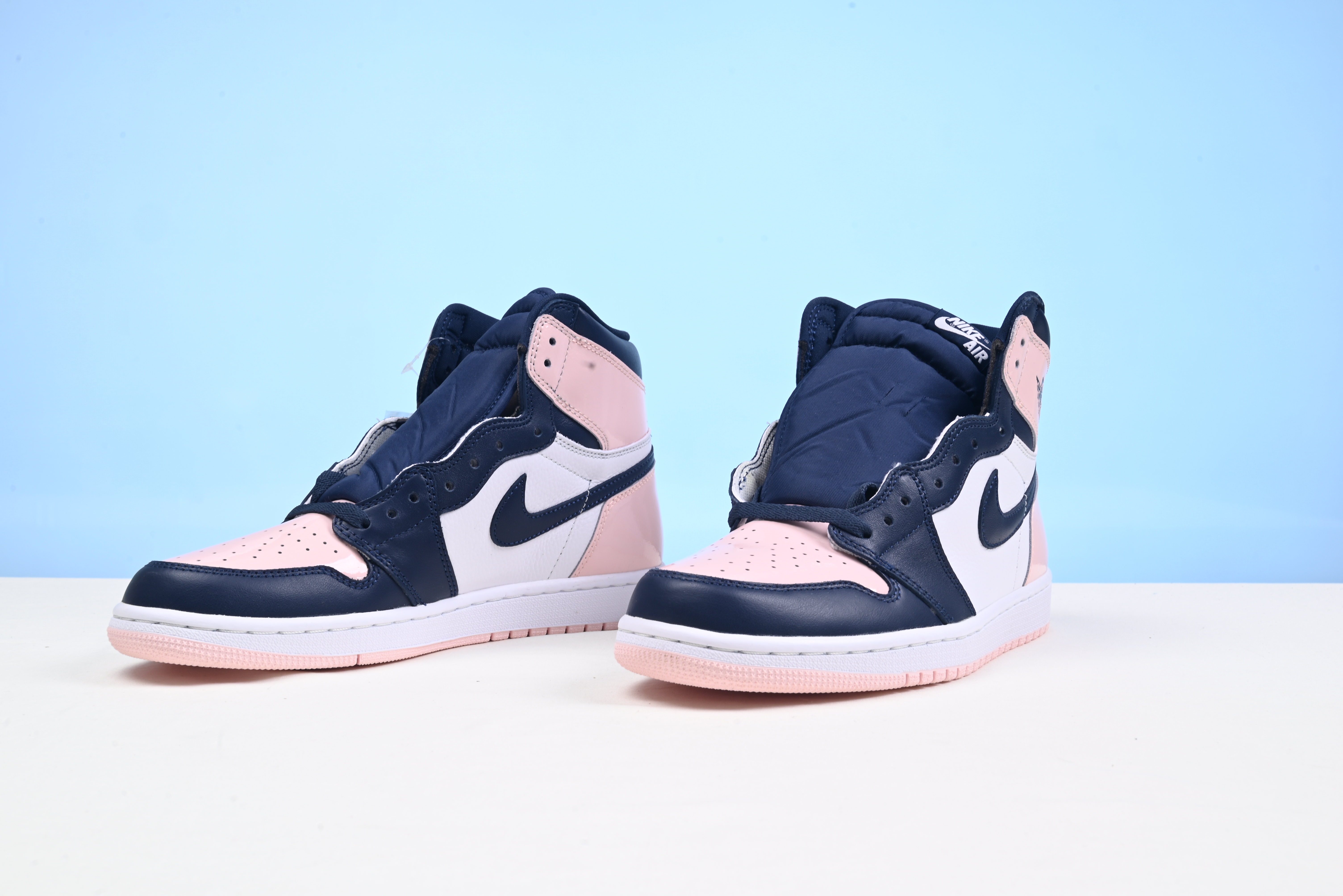 Jordan 1 Retro High OG Atmosphere (W)  DD9335-641