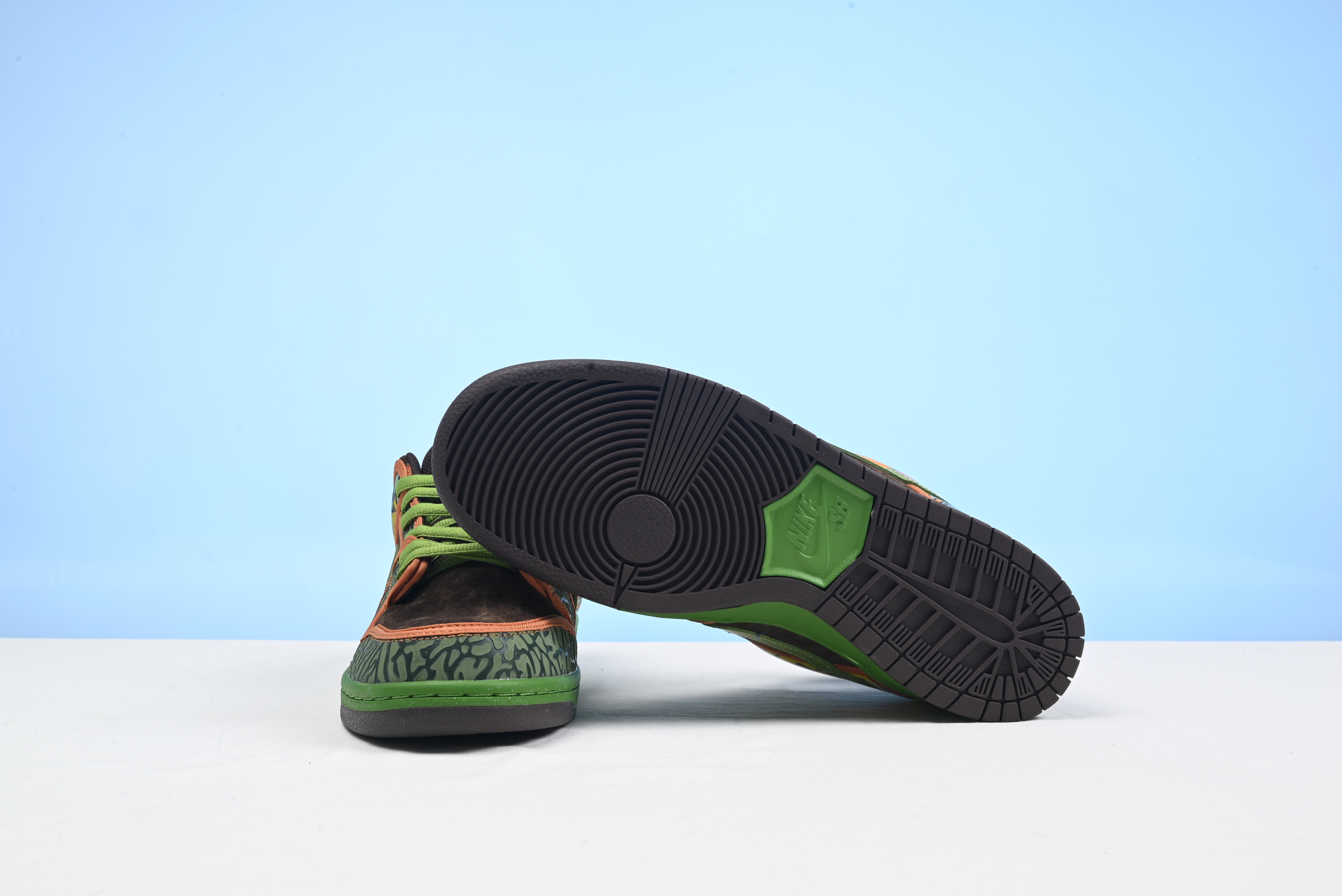 Nike SB Dunk Low De La Soul  789841-332