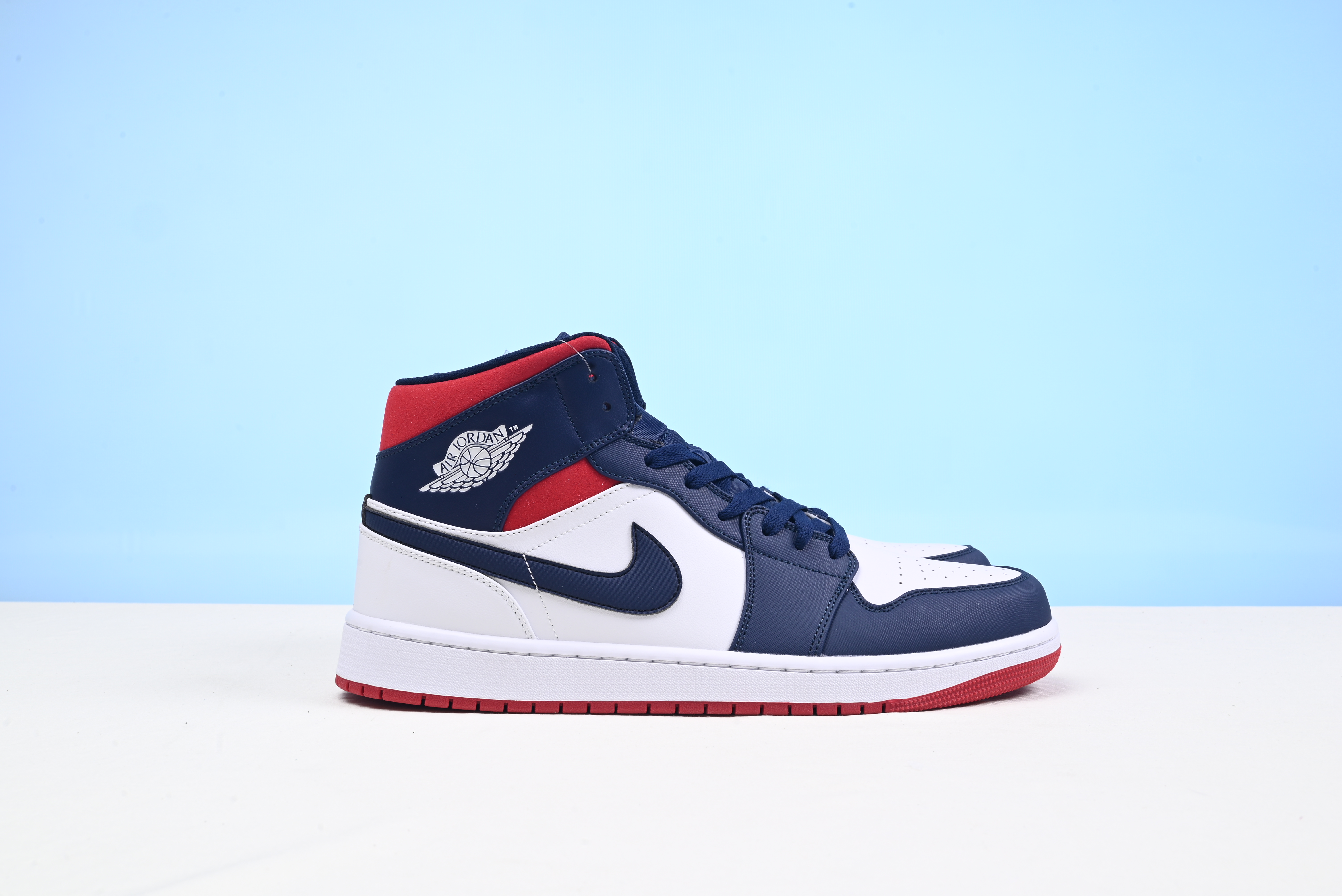 Air Jordan 1 Mid SE USA 852542-104