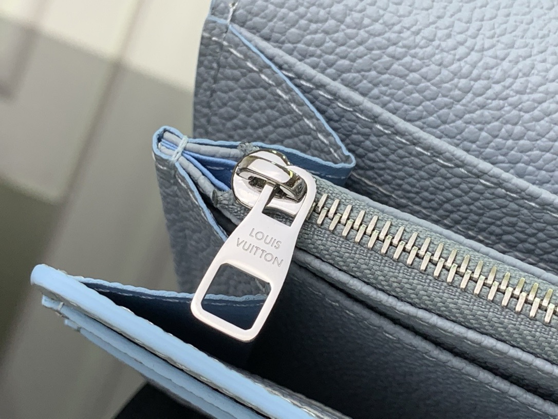 LV Sarah wallet 19*10.5*2CM 2024082901