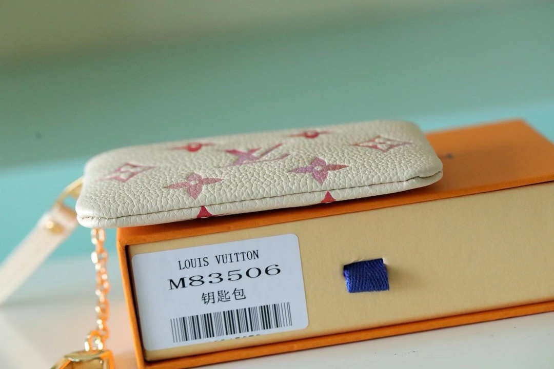 LV key pouch 12*71.5CM 2024082903