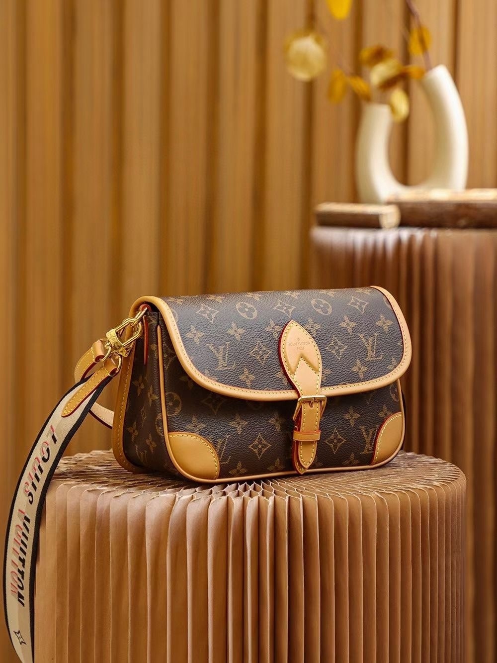 LV Diane bag 25CM 2024090401