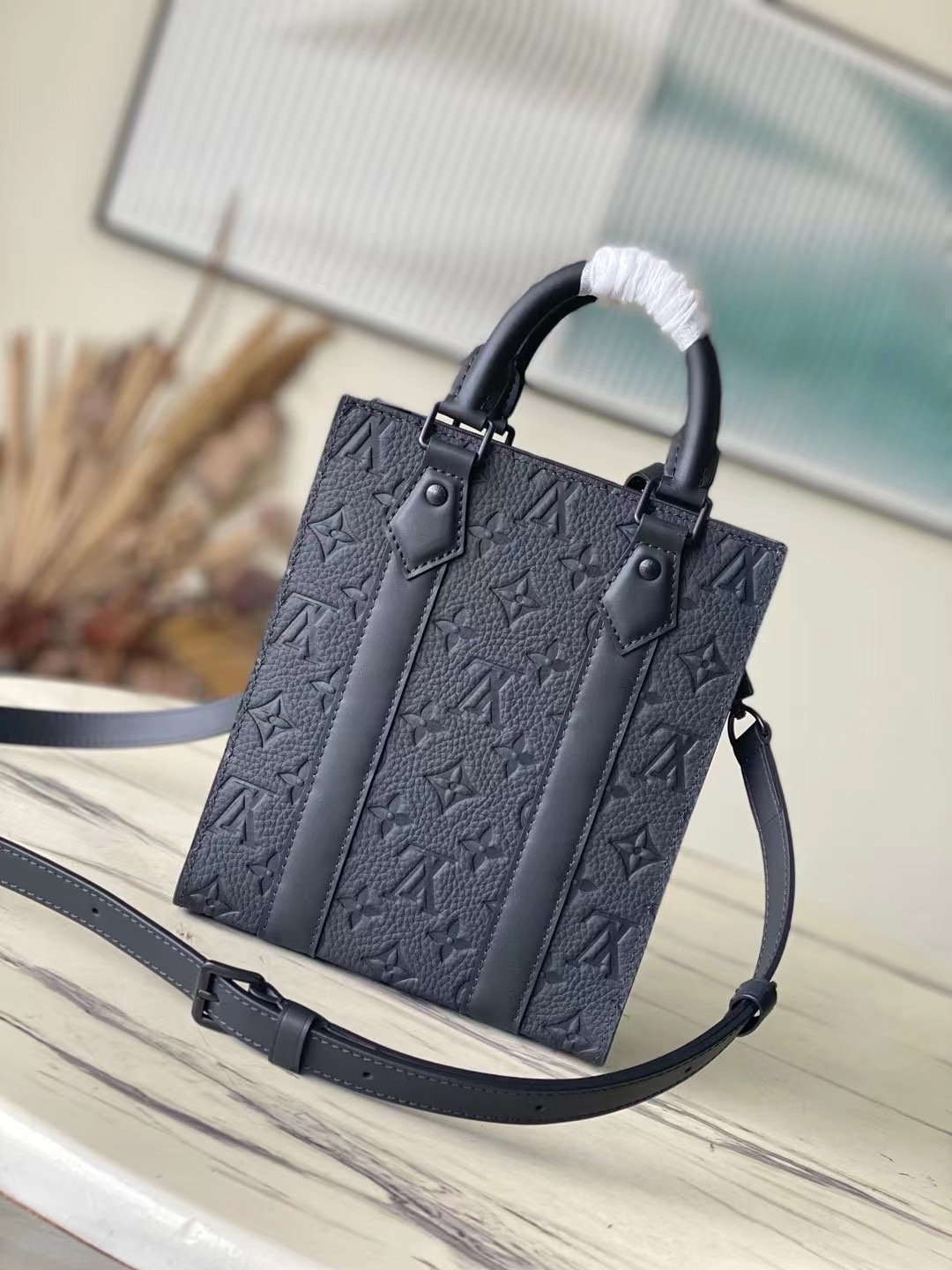 LV sac plat M46453 19*22*7CM