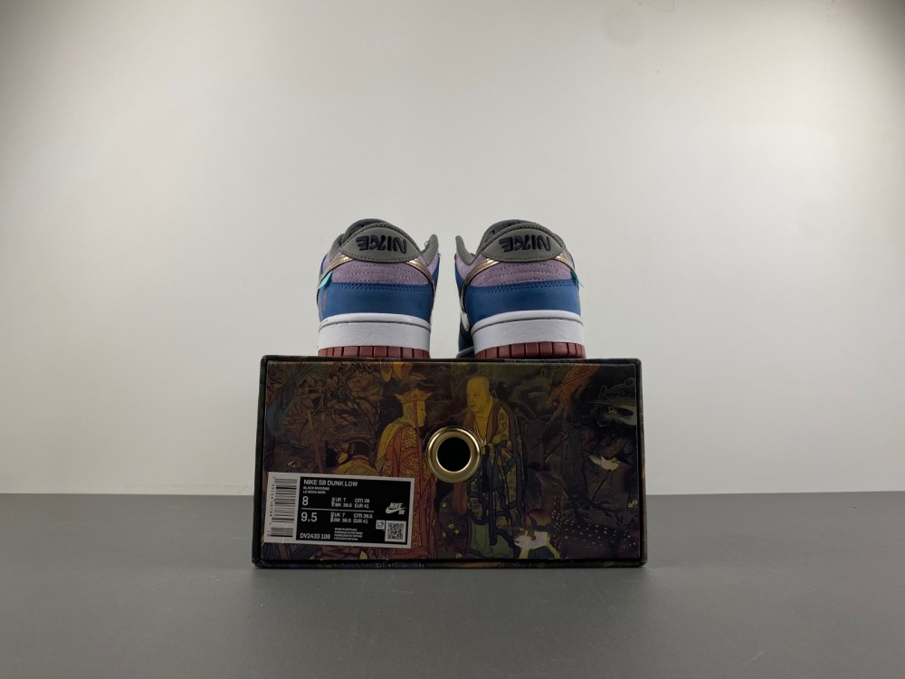 Nike SB Dunk Low Black Myth Wukong DV2433-109
