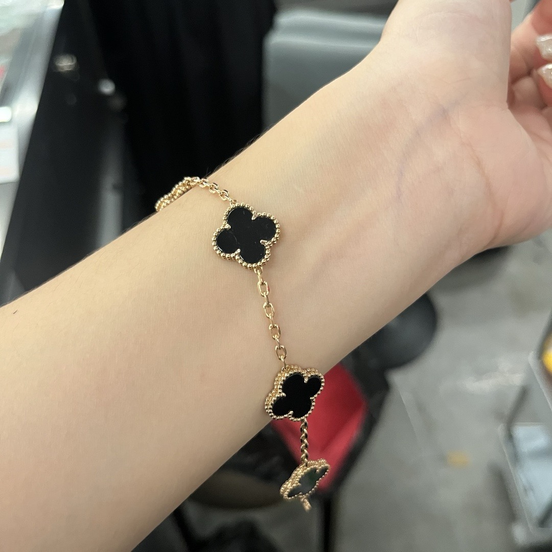 VCA Bracelet 2024091001