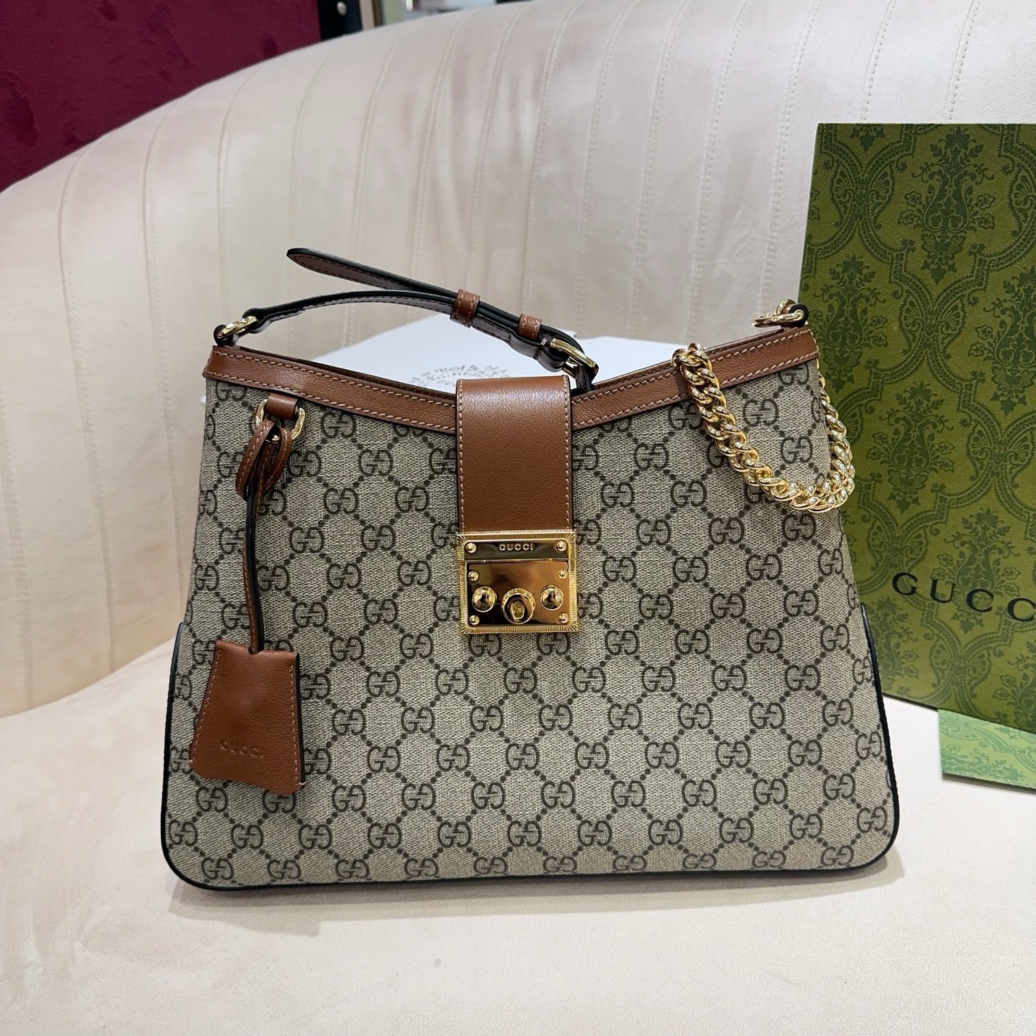 G*u*i padlock gg medium shoulder brown bag 32.5cm