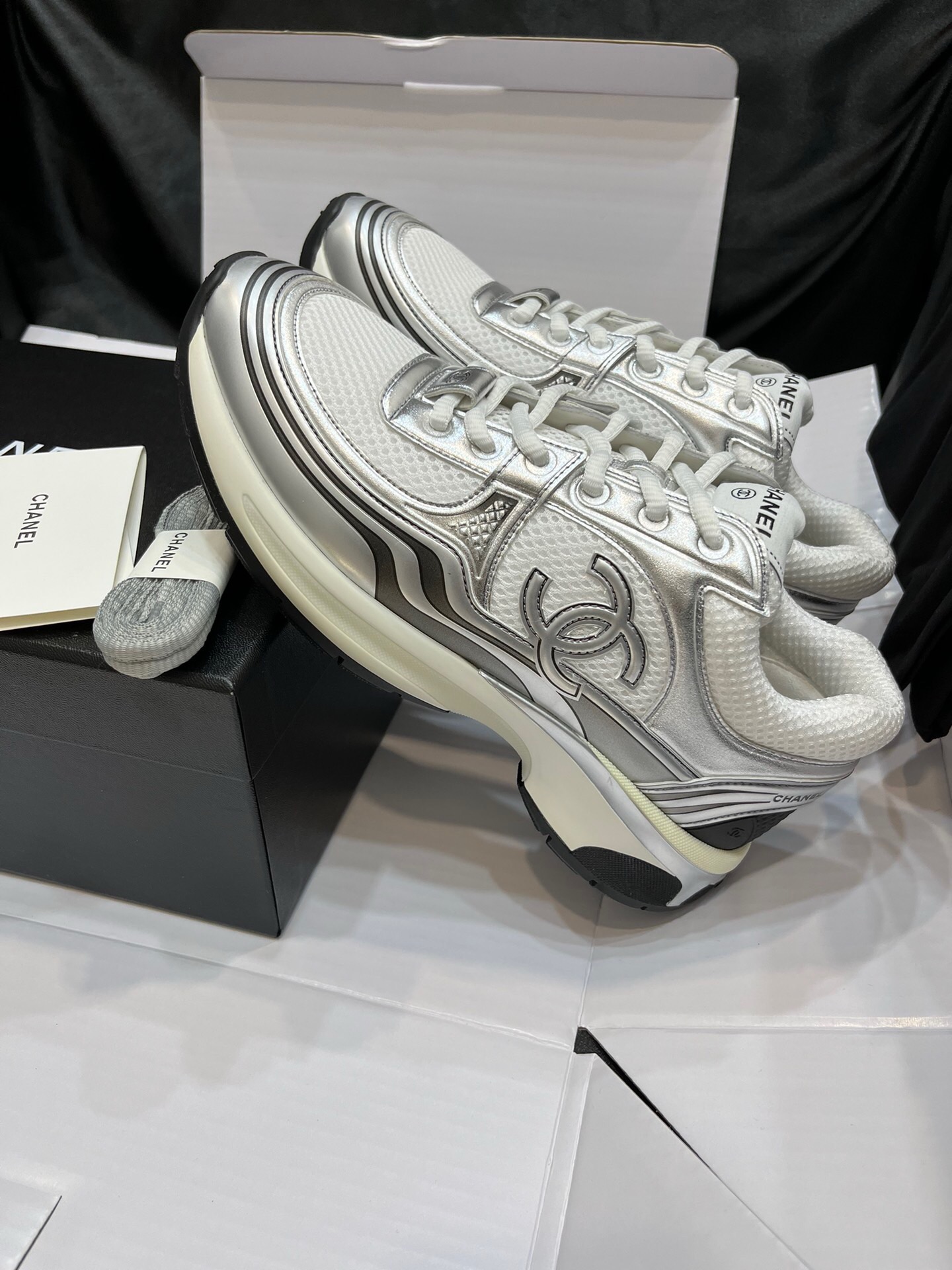 Ch*el sneaker 2024091201