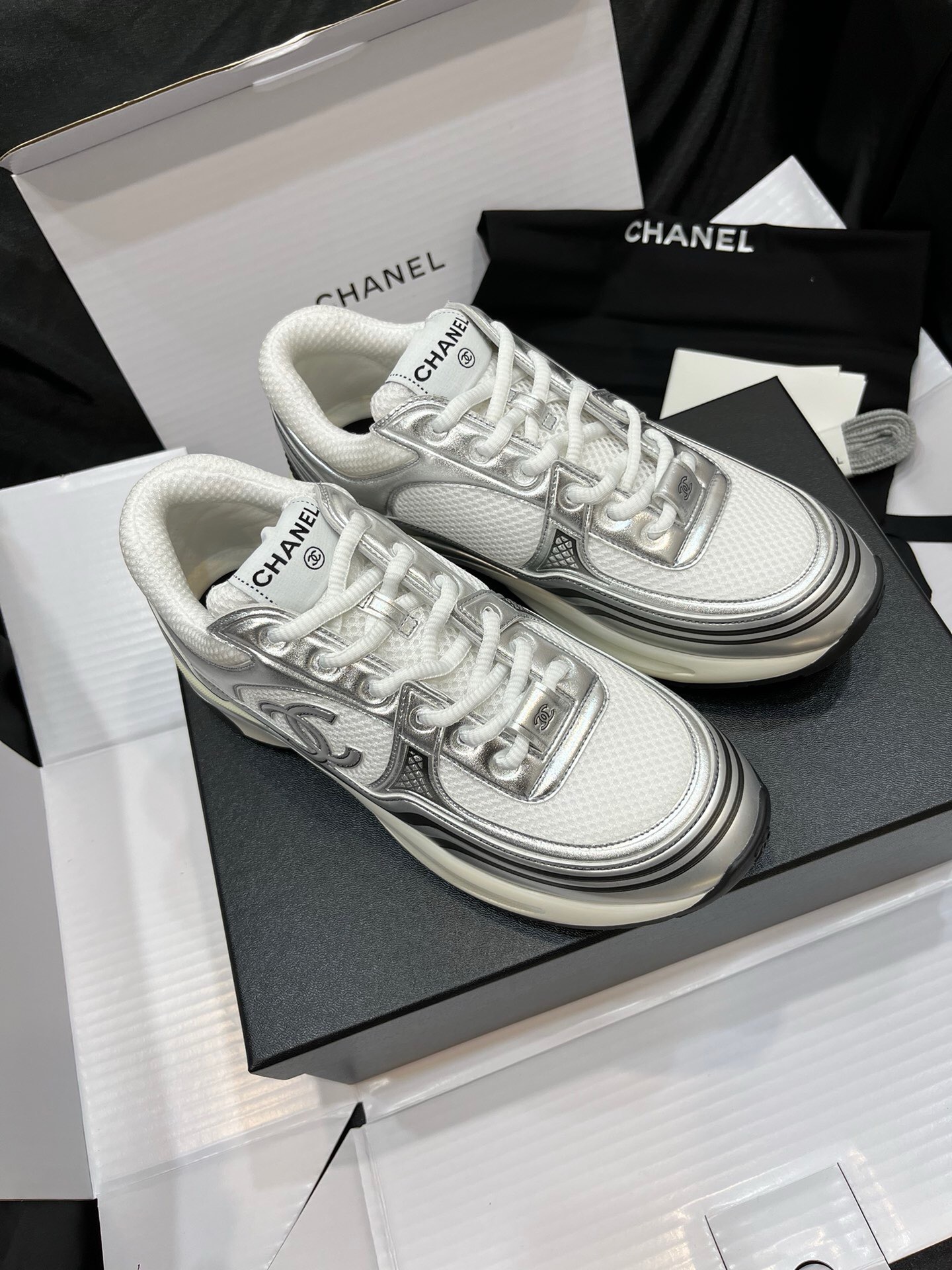 Ch*el sneaker 2024091201
