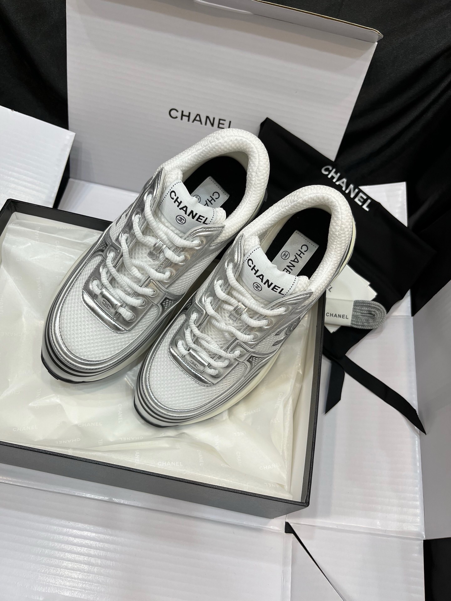 Ch*el sneaker 2024091201