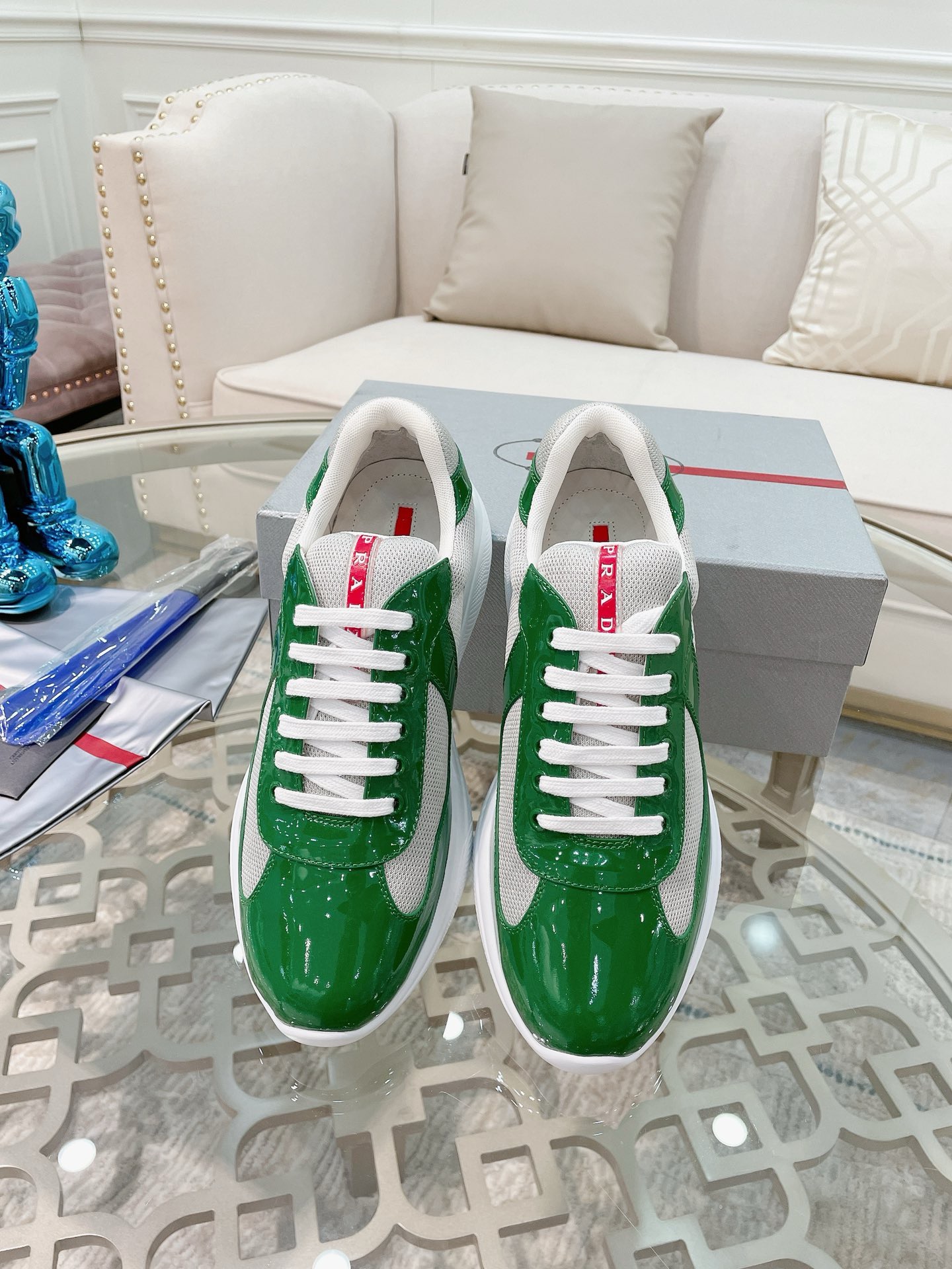 Pra*a sneaker 2024091401
