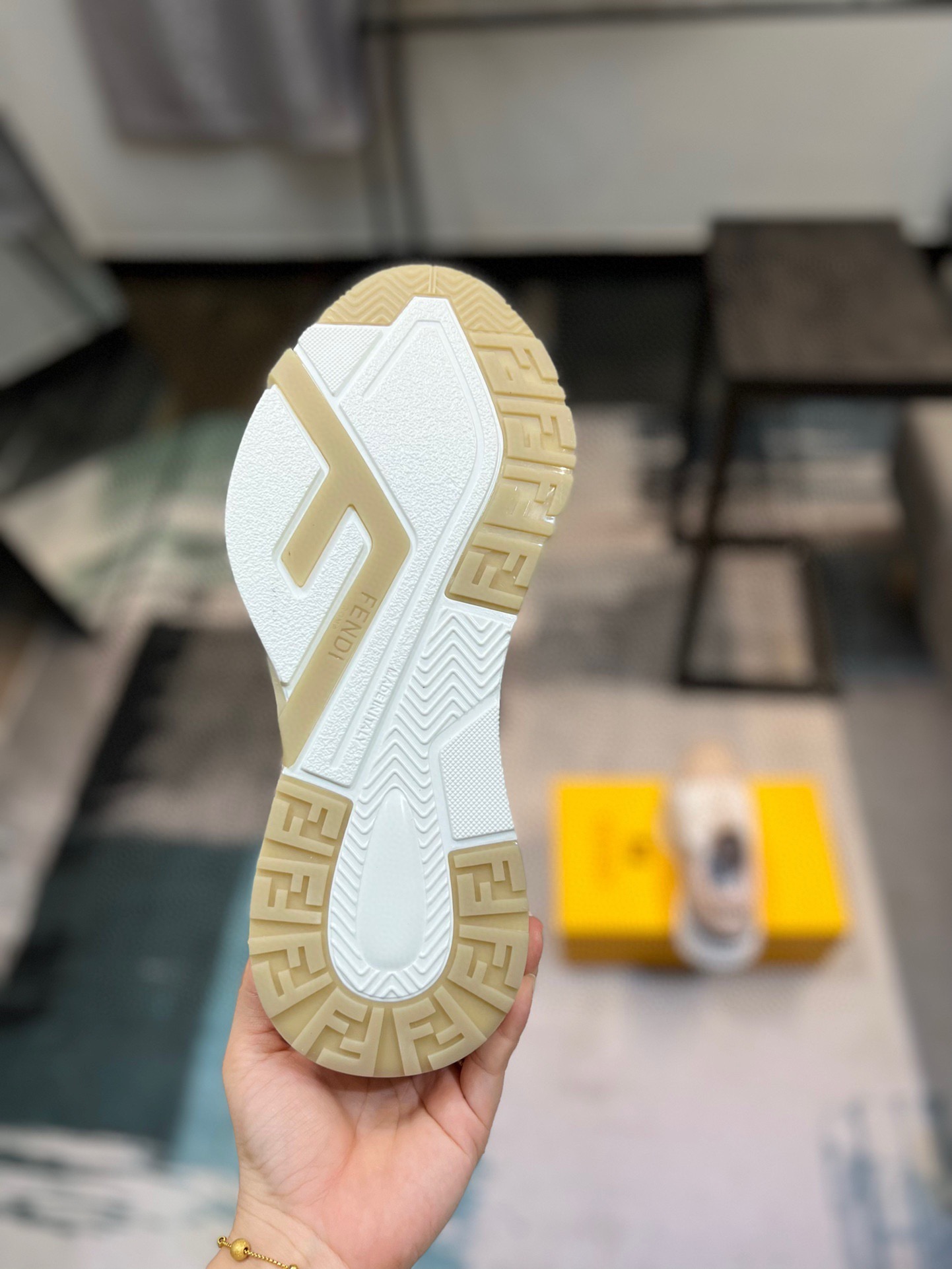 F**di sneaker 202409601