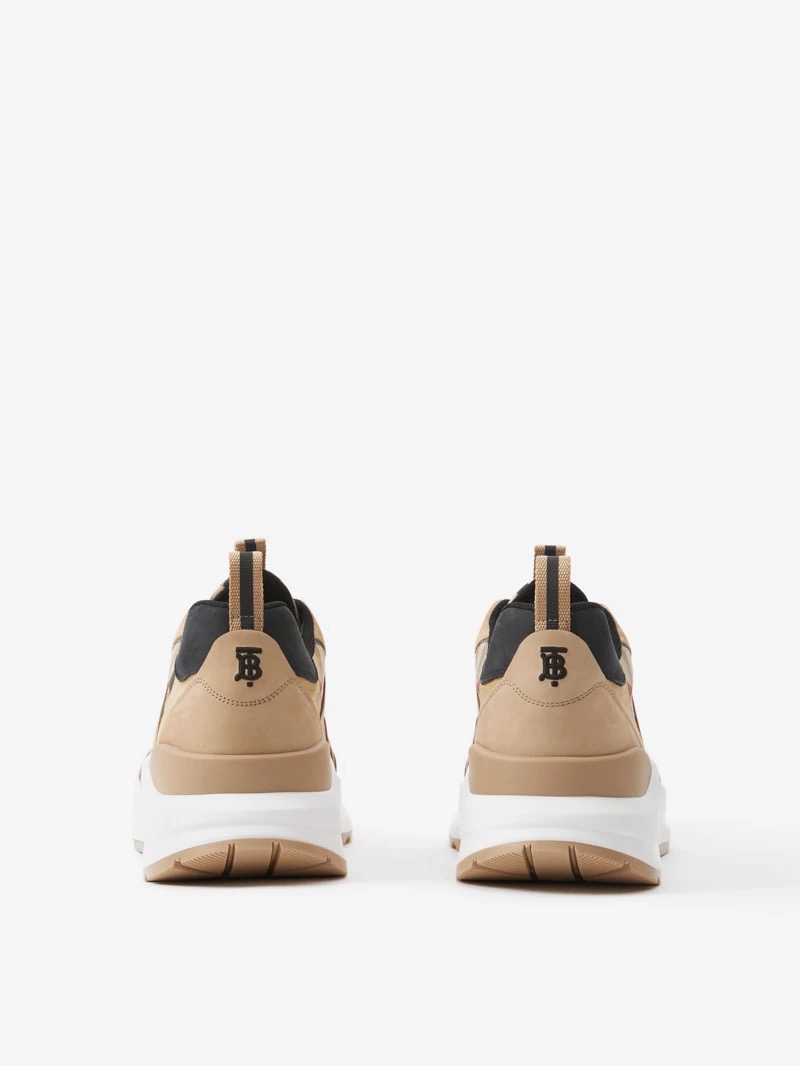 B**rry sneaker 2024091701