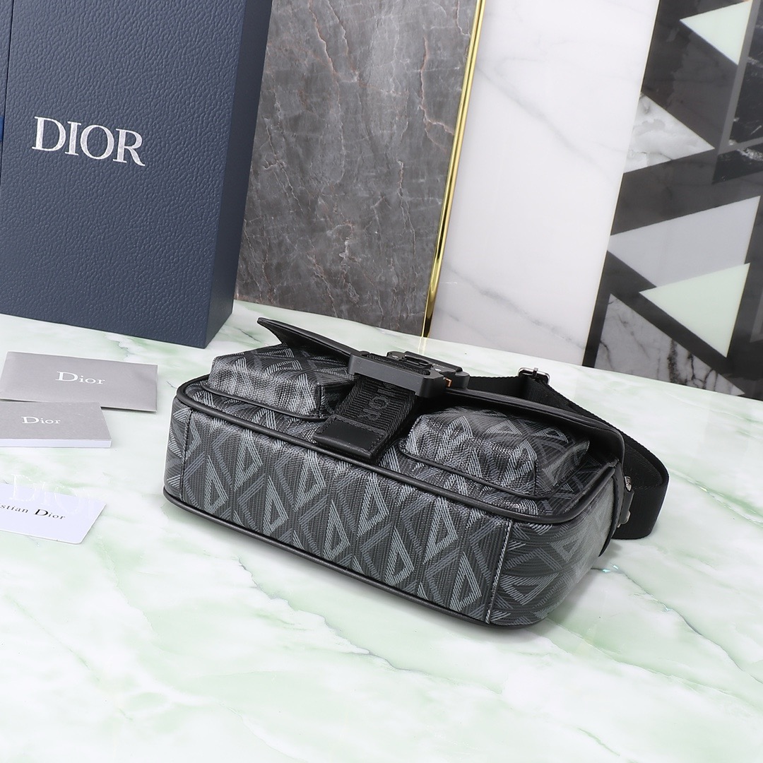 D*or hit the road messenger bag with flap 27*17*9cm