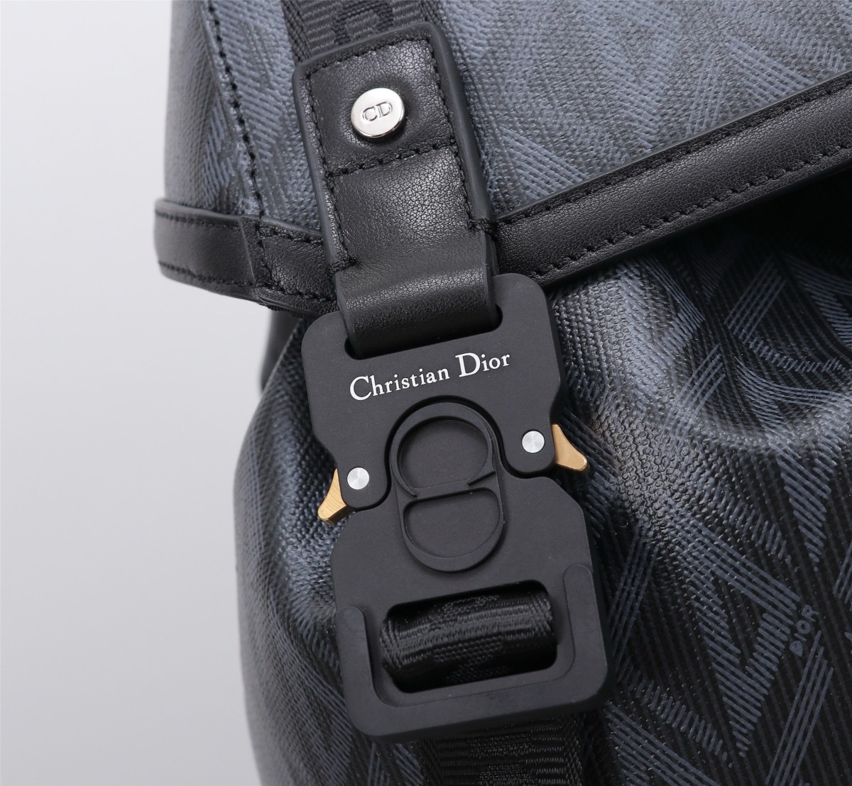 D*or backpack 43*51*20cm 2024092301