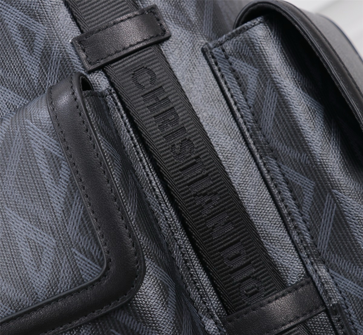 D*or backpack 43*51*20cm 2024092301