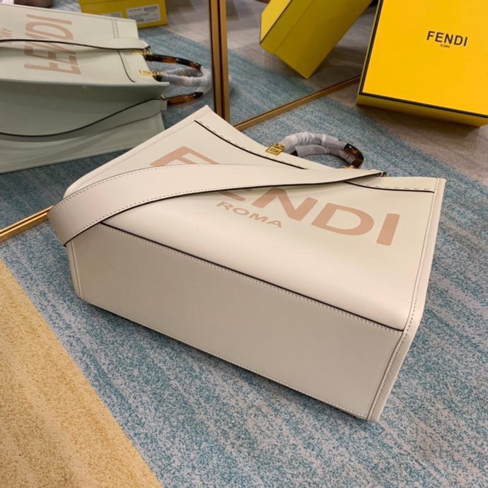 Fend1 tote bag MM size 35*17*31CM 2024100701