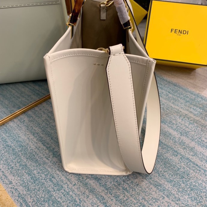 Fend1 tote bag MM size 35*17*31CM 2024100701