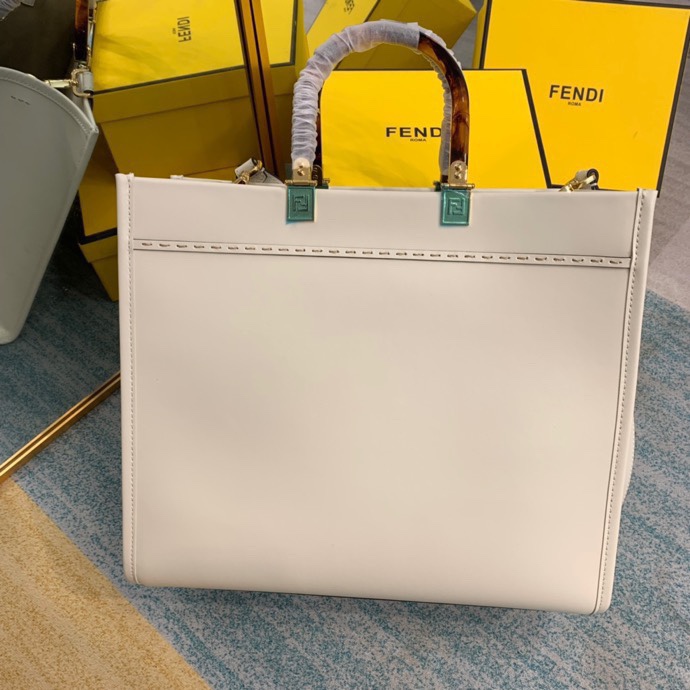 Fend1 tote bag MM size 35*17*31CM 2024100701
