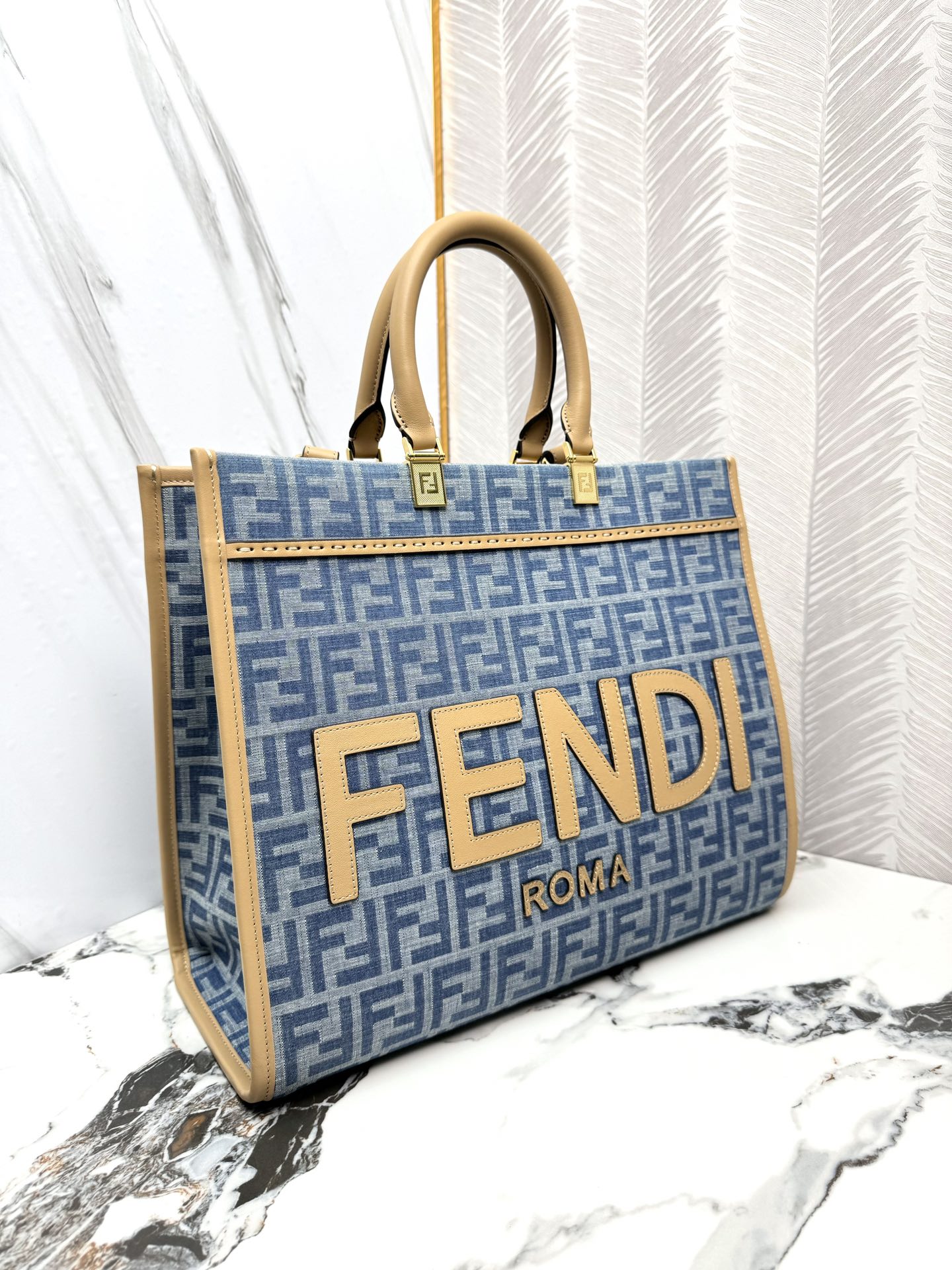F**di tote bag mm size 35*17*31cm 2024100702