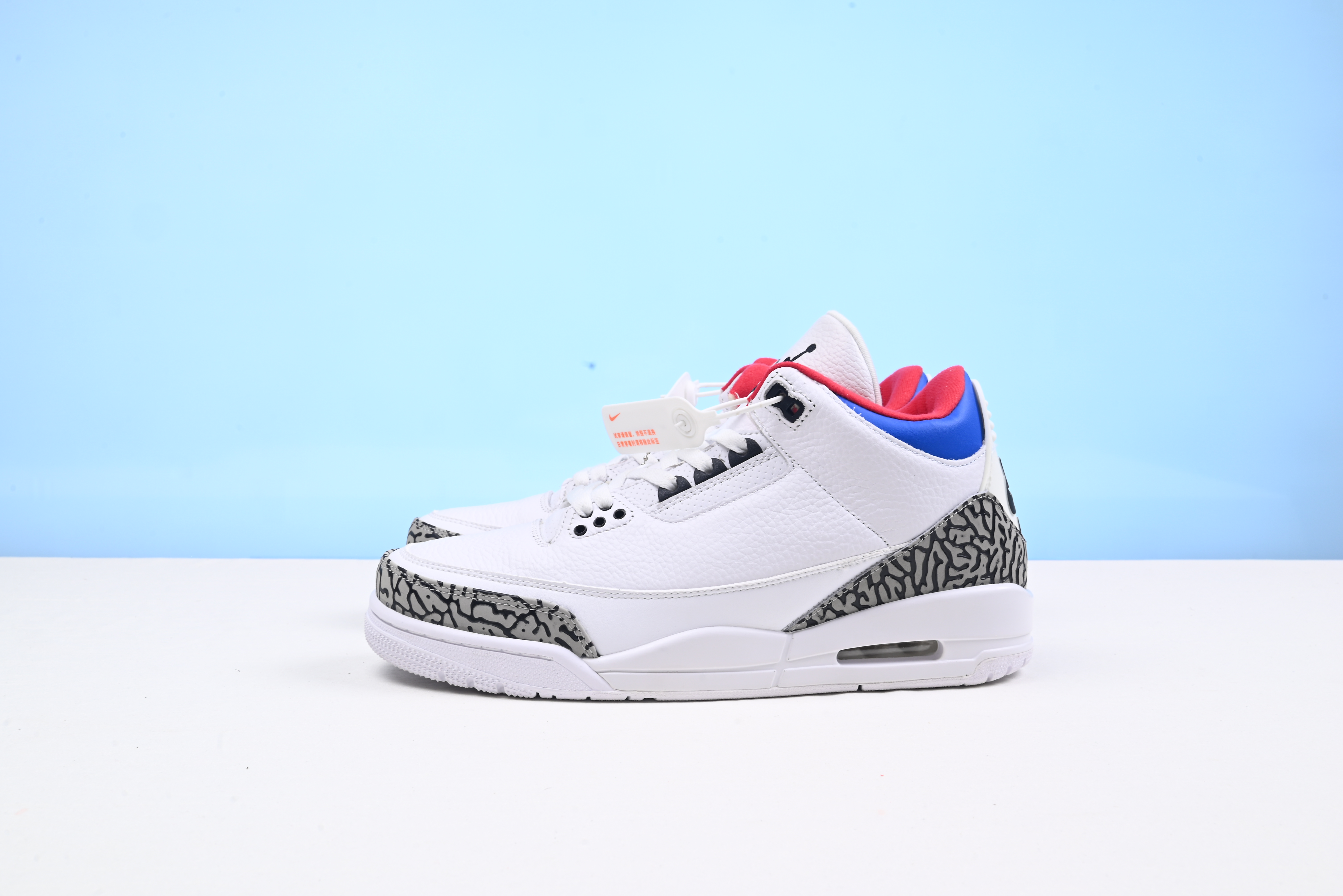 Jordan 3 Retro Seoul AV8370-100