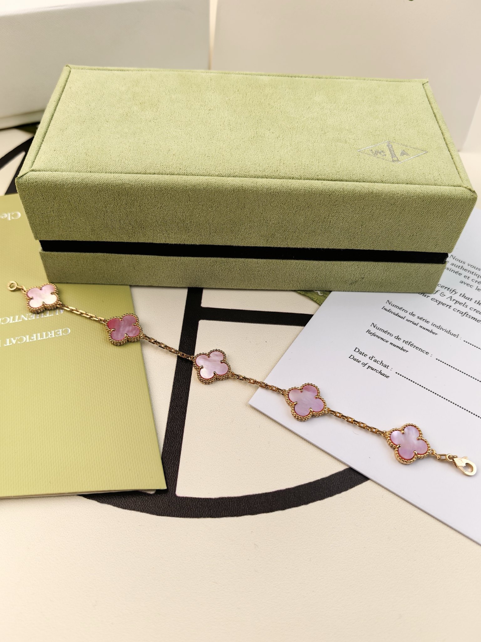 VCA Bracelet 2024100901