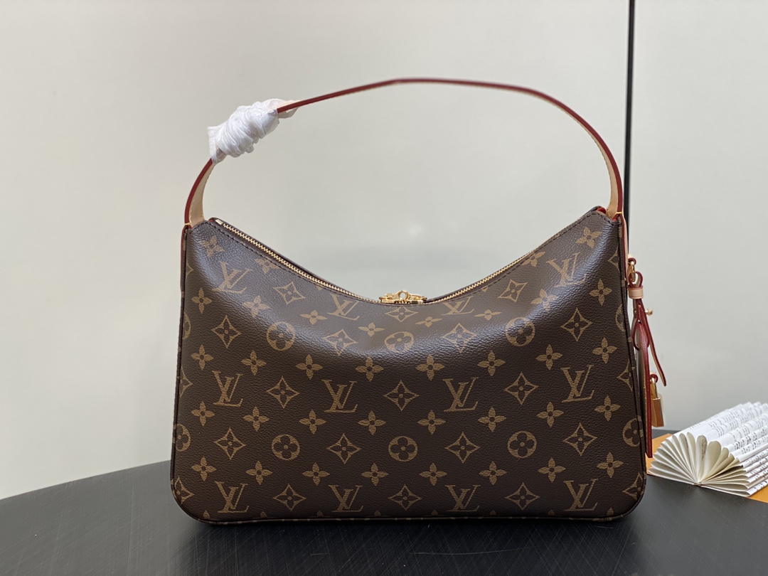 LV Slouchy PM size 33*22*9CM