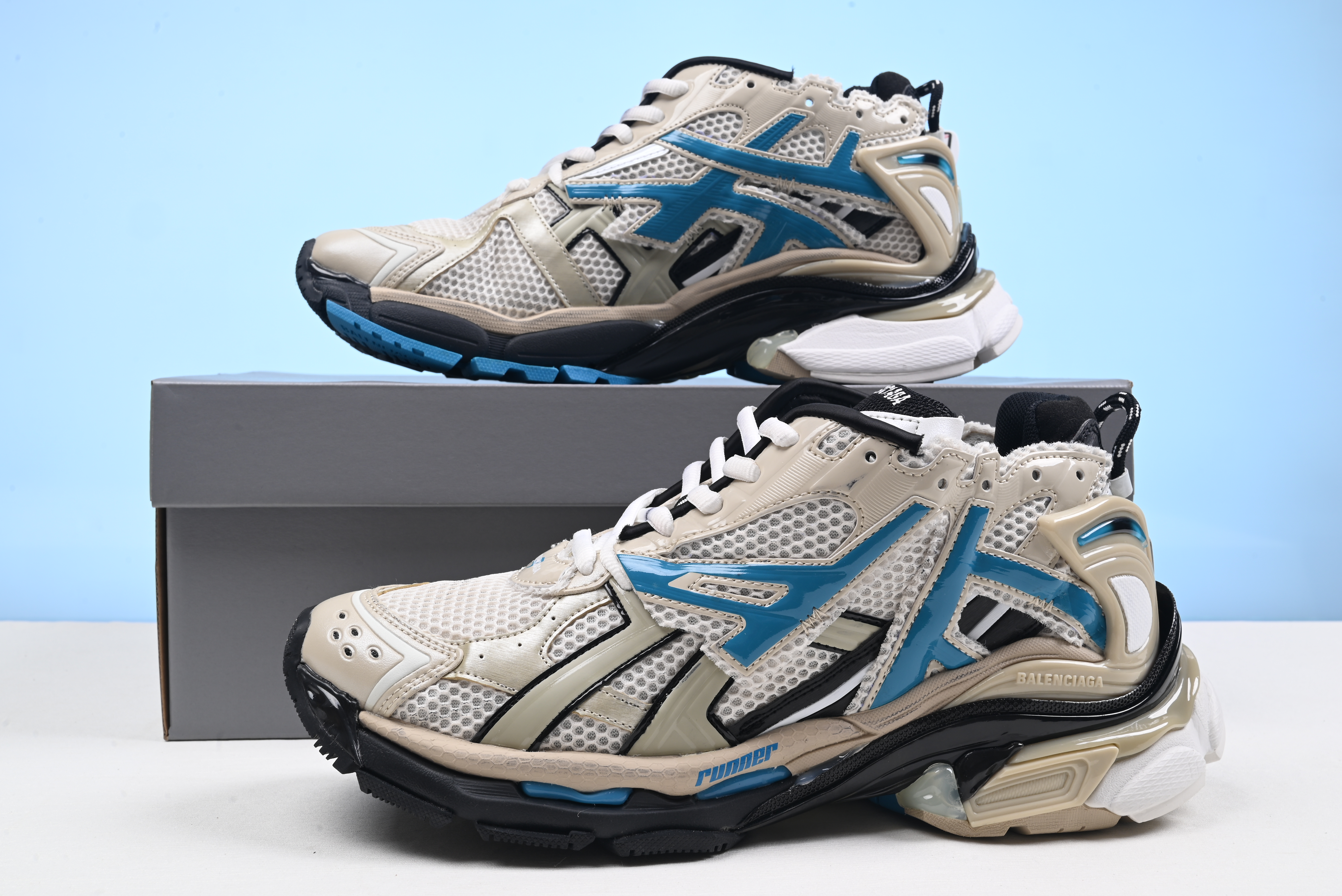 Ba*len*cia*ga sneaker 2024101401