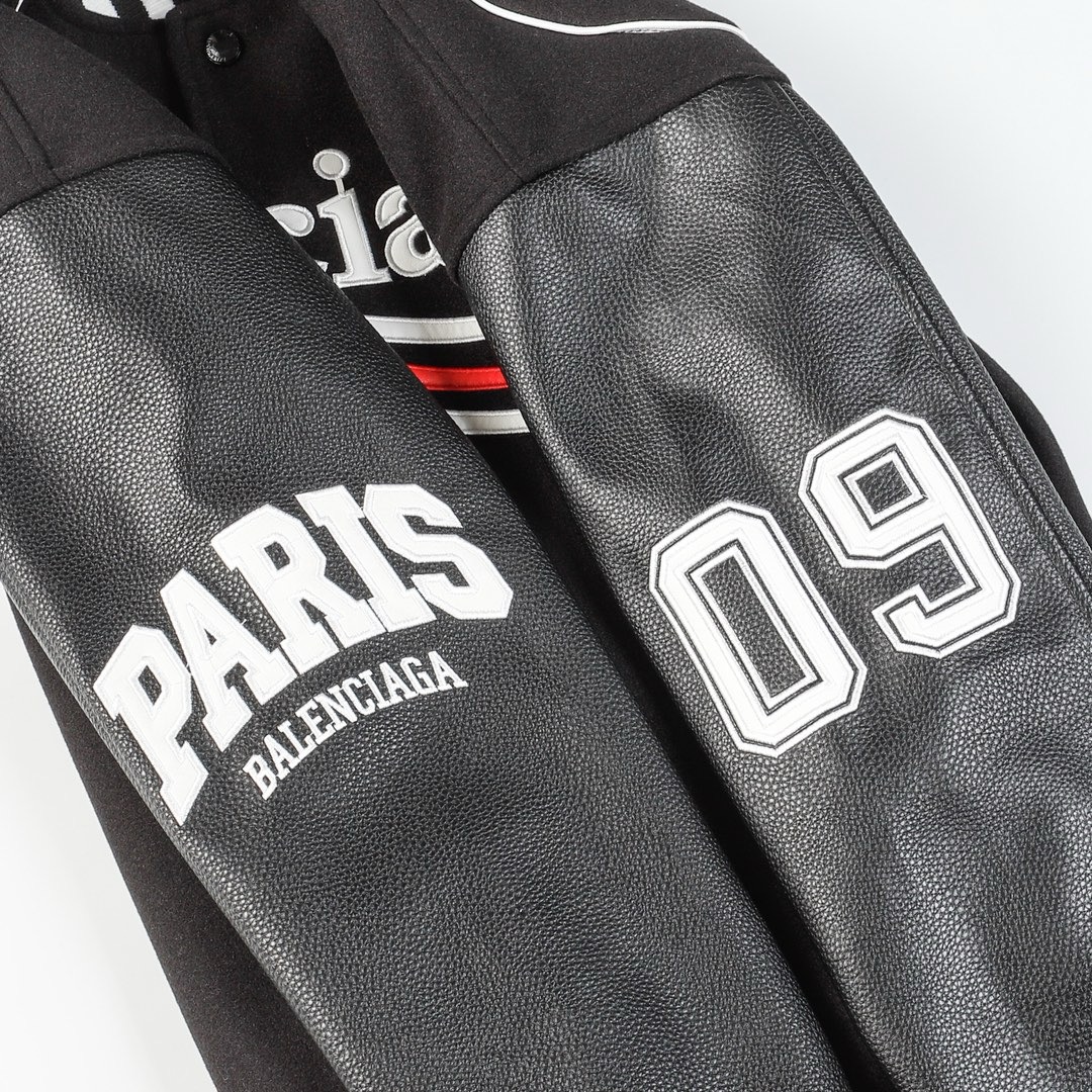 Ba*len*cia*ga jacket 2024101801