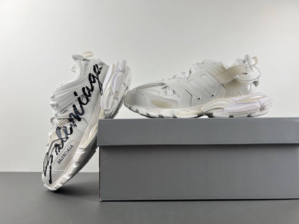 Ba*len*cia*ga sneaker 2024101801