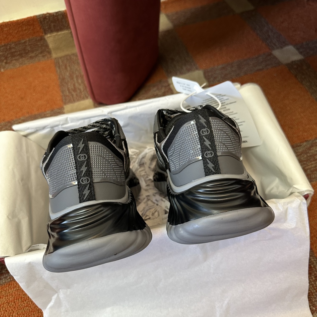 G*u*i sneaker 2024101802