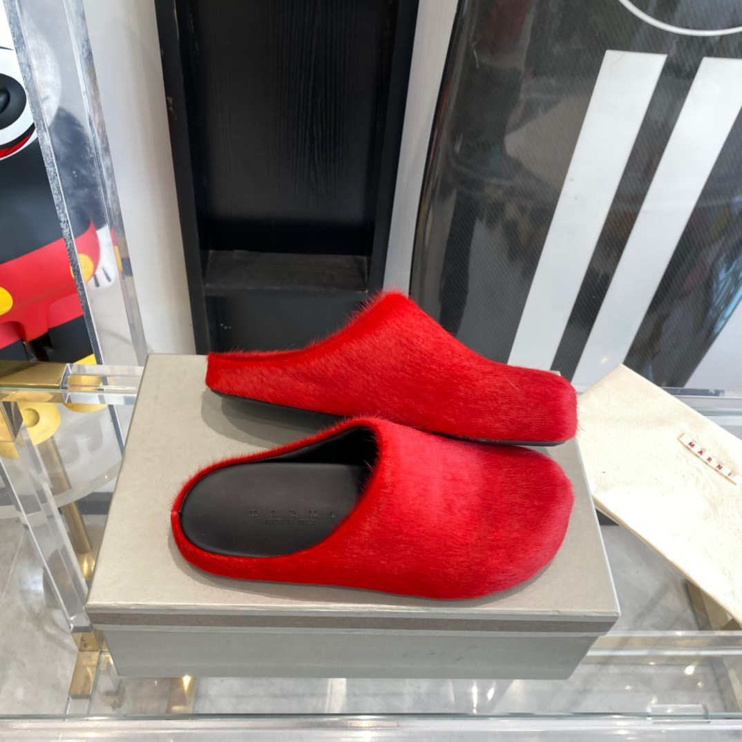 Marni slide red 2024101801
