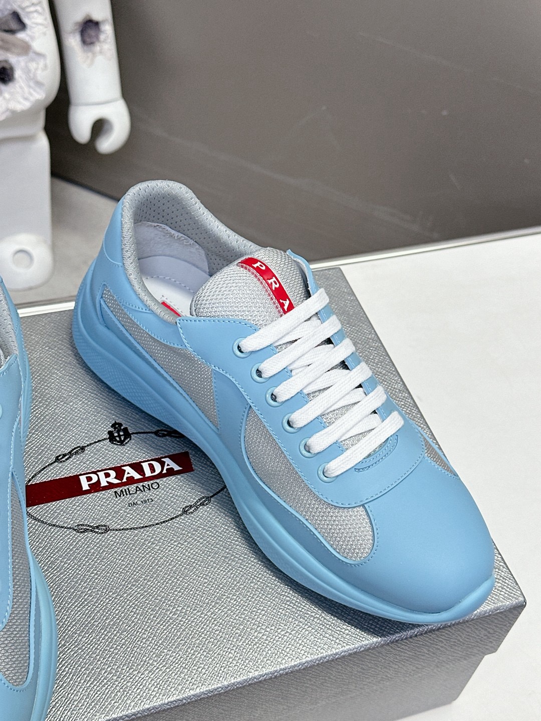 Pra*a sneaker 2024102401