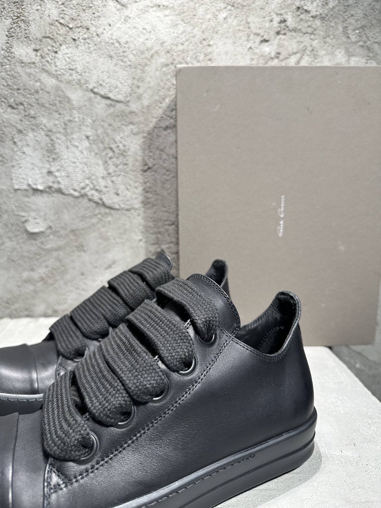 Rick Owens 2024102501