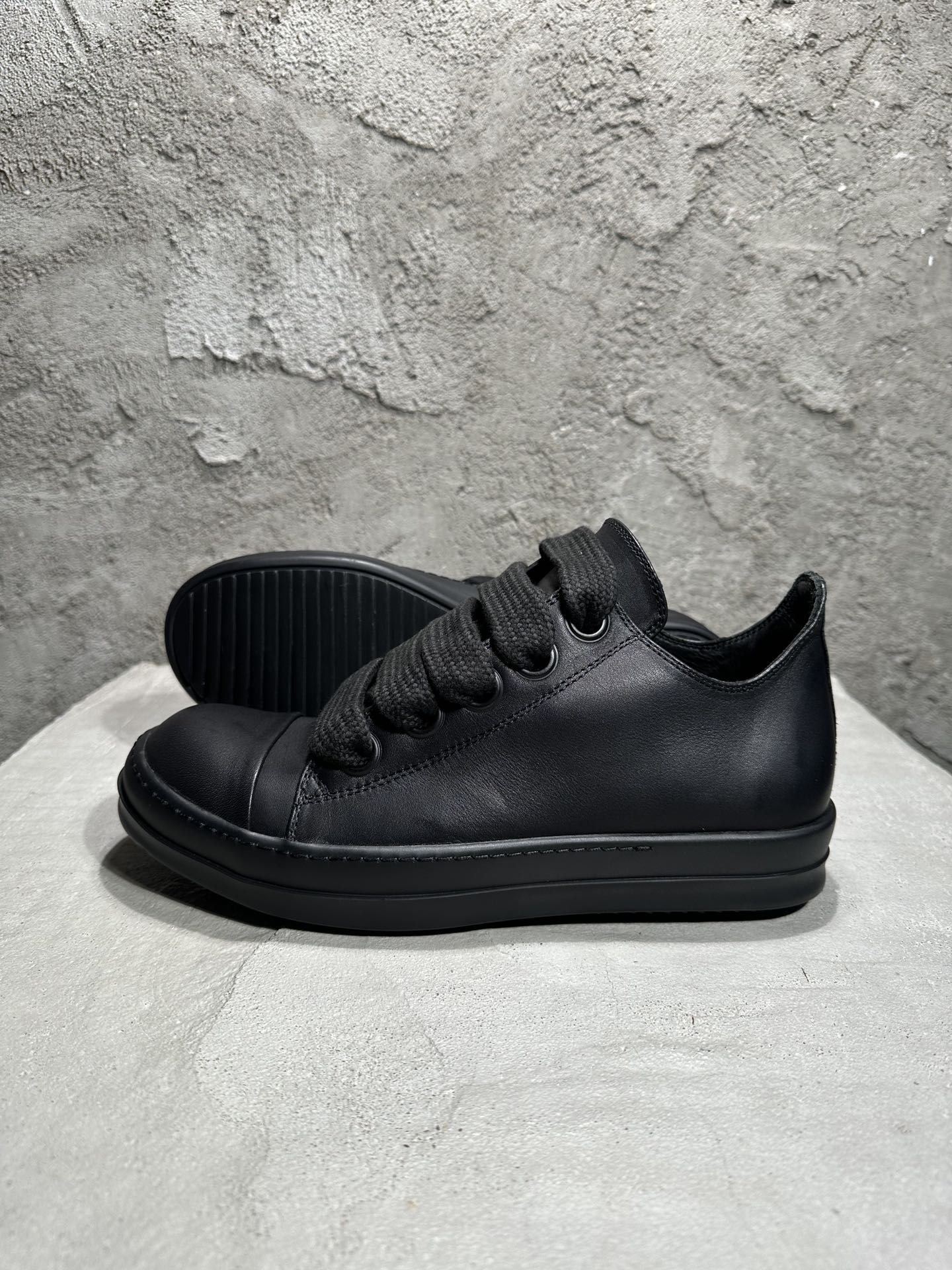 Rick Owens 2024102501