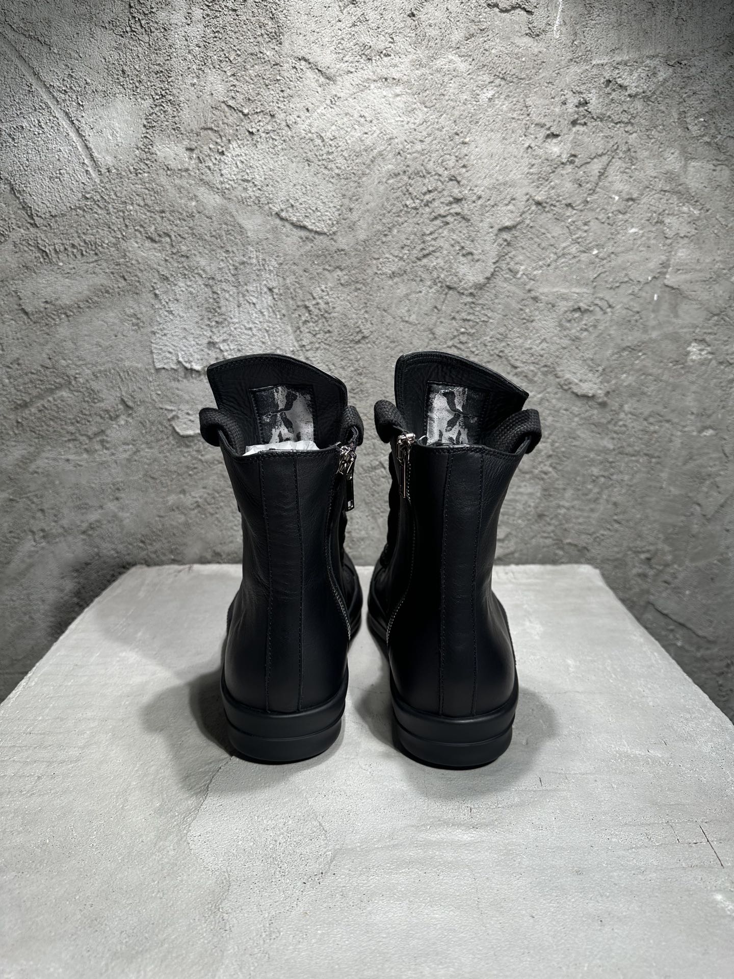 Rick Owens 2024102502