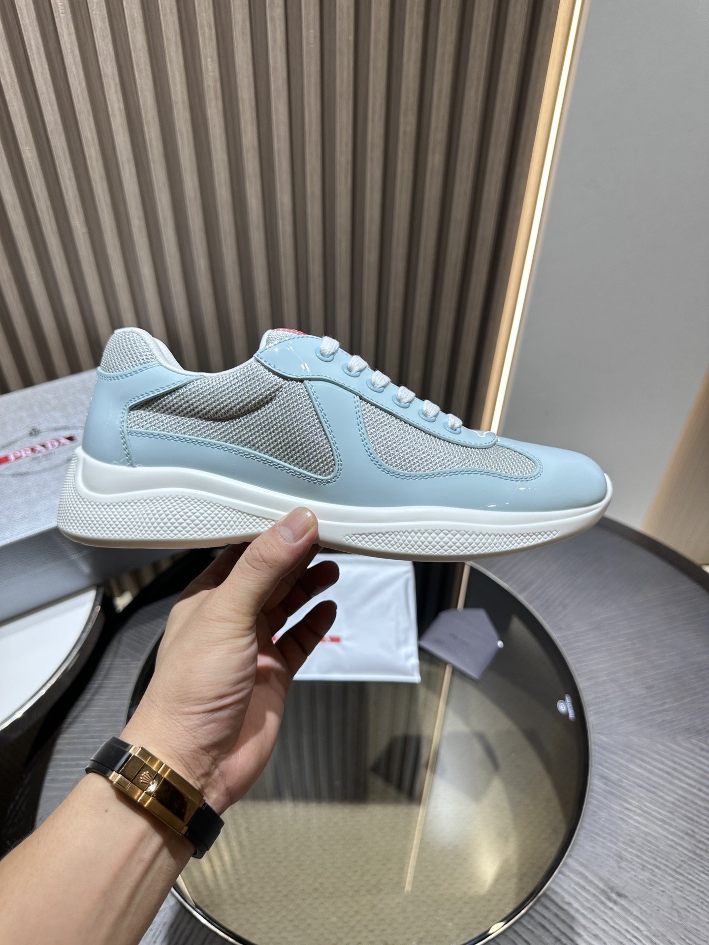 Pra*a sneaker 2024102501