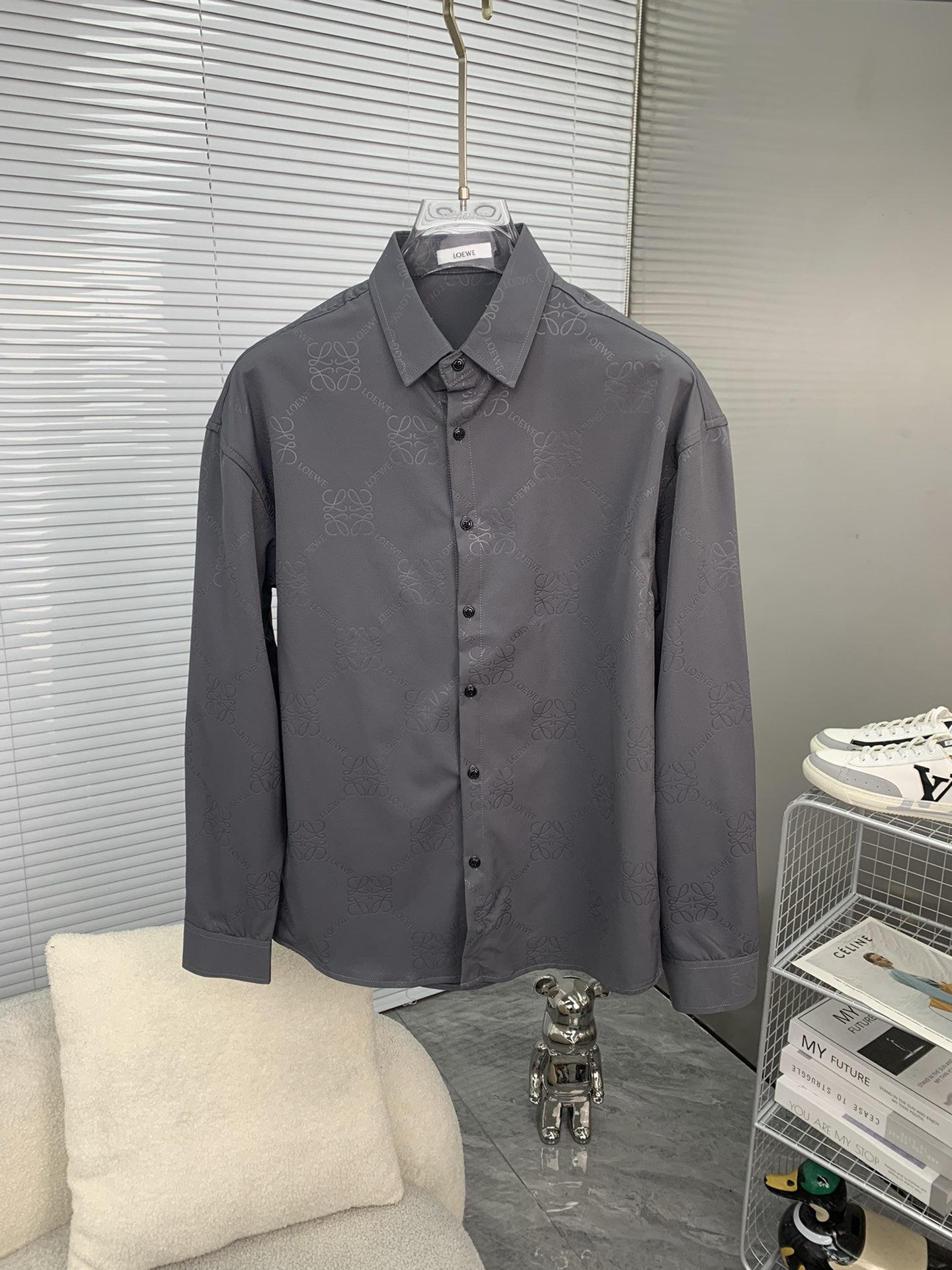 l*ew* shirt 2024102601