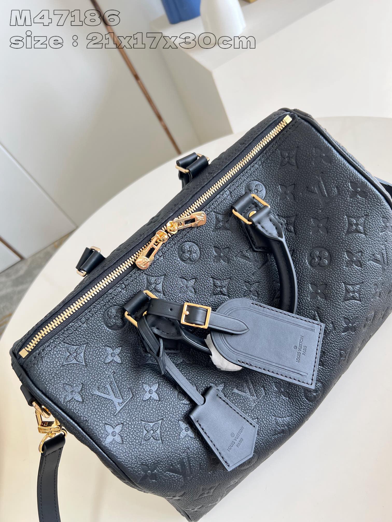 LV speedy soft 30 M47186 30*21*17CM