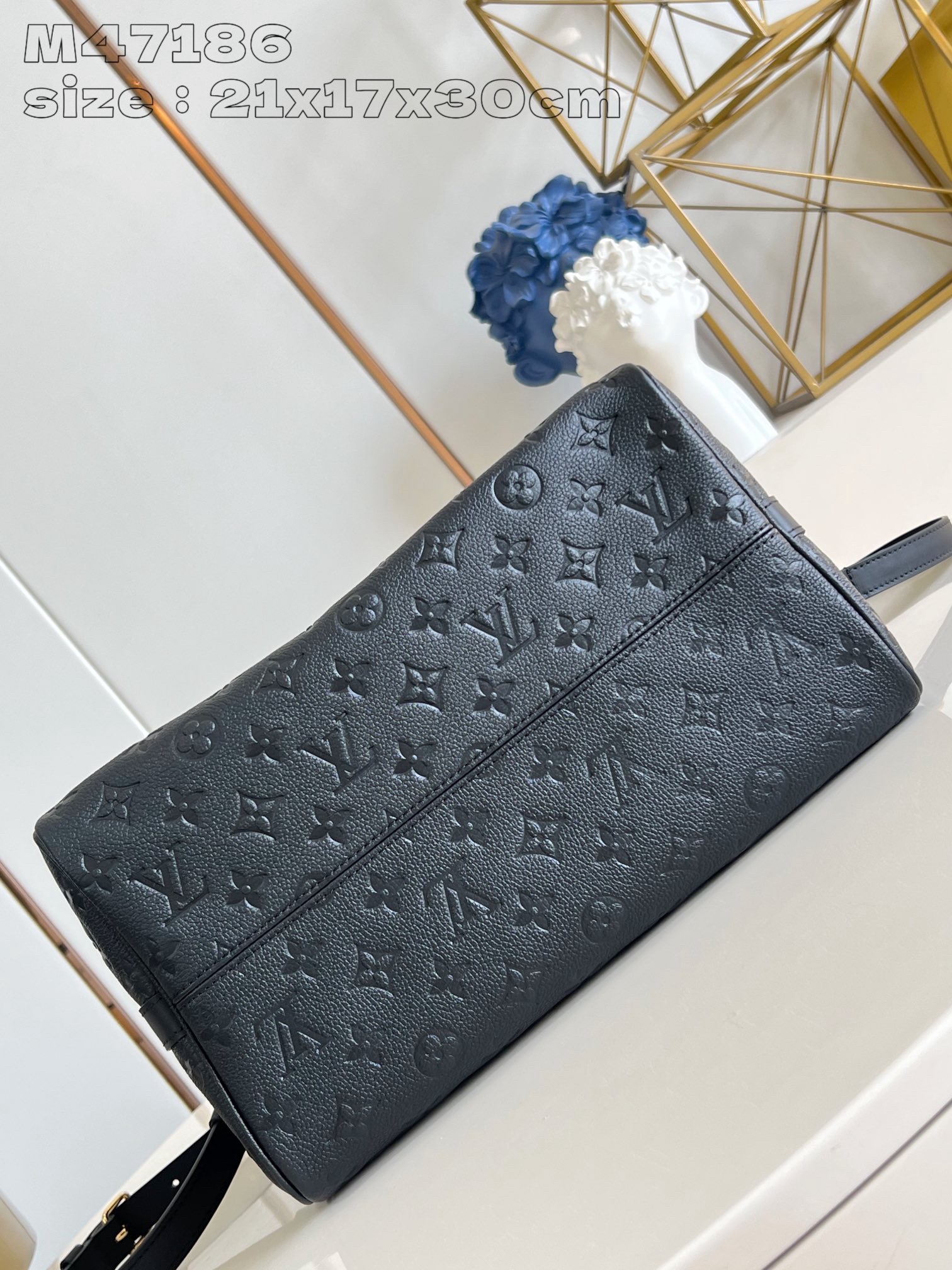 LV speedy soft 30 M47186 30*21*17CM