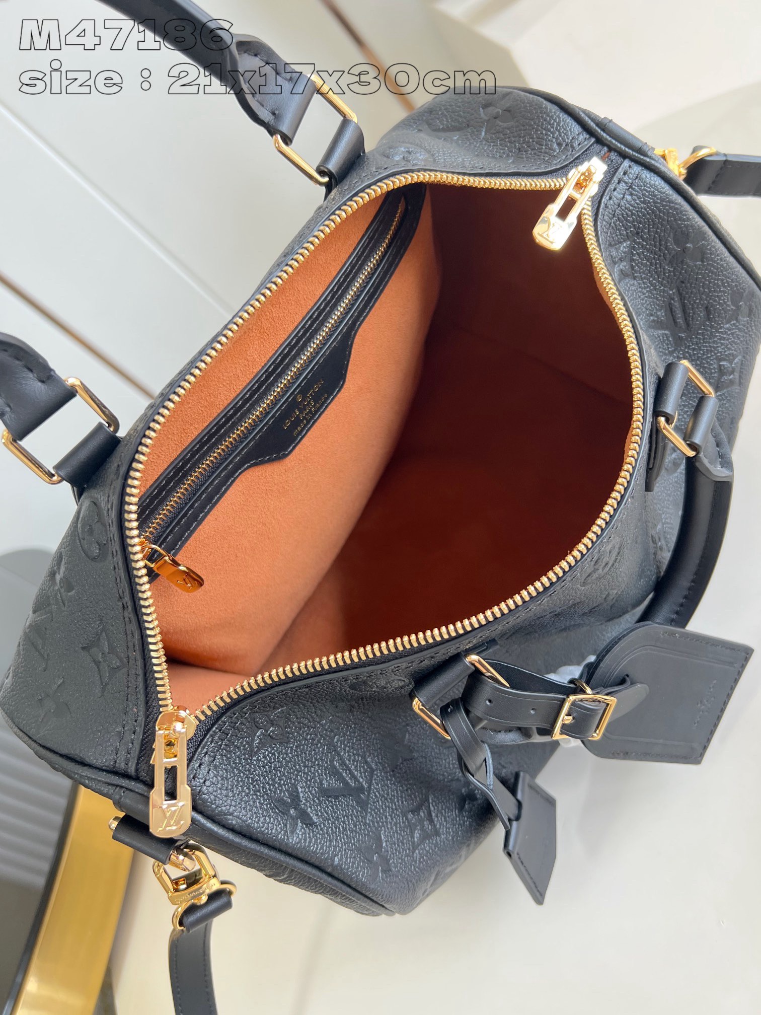 LV speedy soft 30 M47186 30*21*17CM