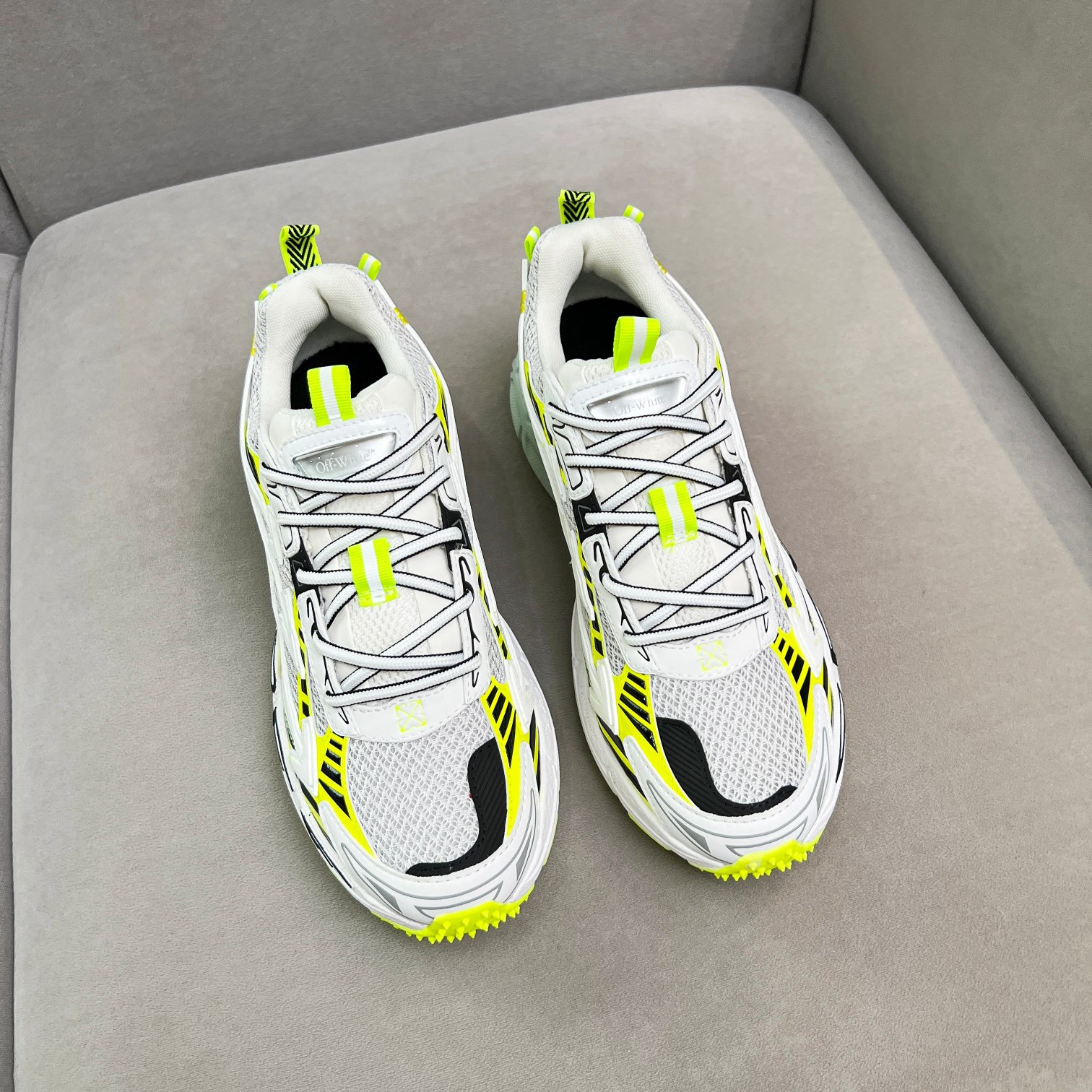 Off White Off-White Be Right Back sneaker