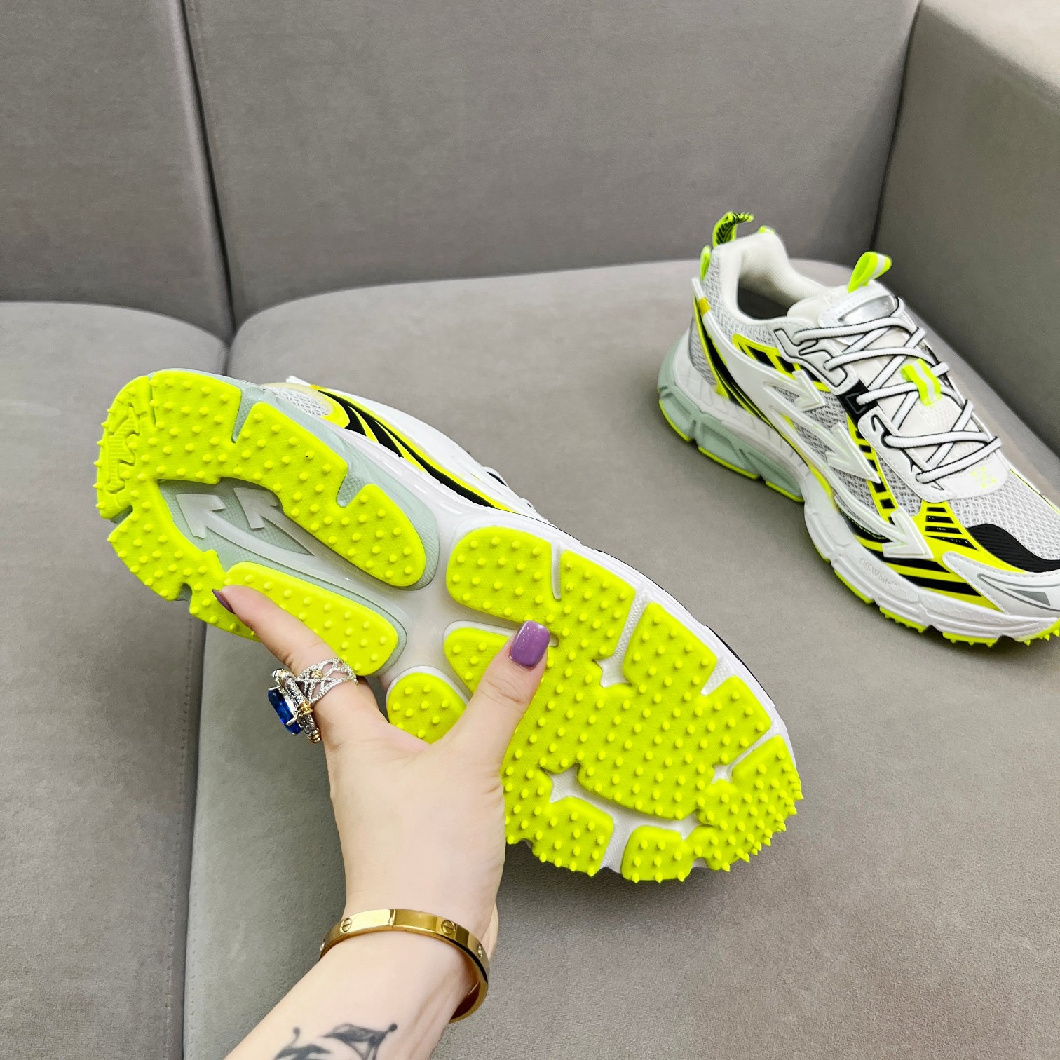 Off White Off-White Be Right Back sneaker