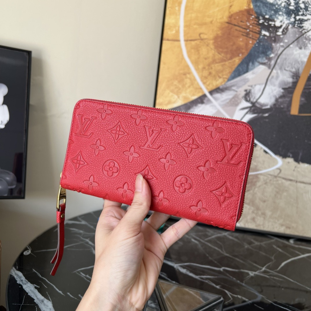 LV wallet red 19CM 2024110701