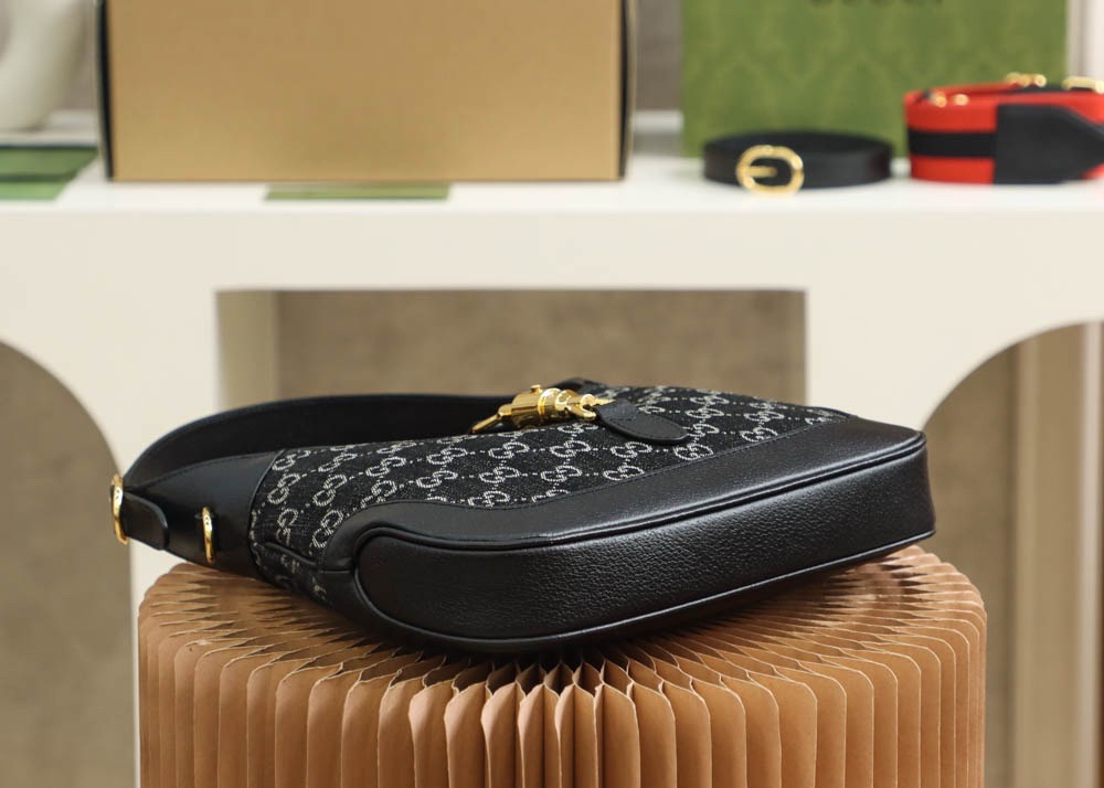 G*u*i jackie 1961 denim 28*19*4.5cm