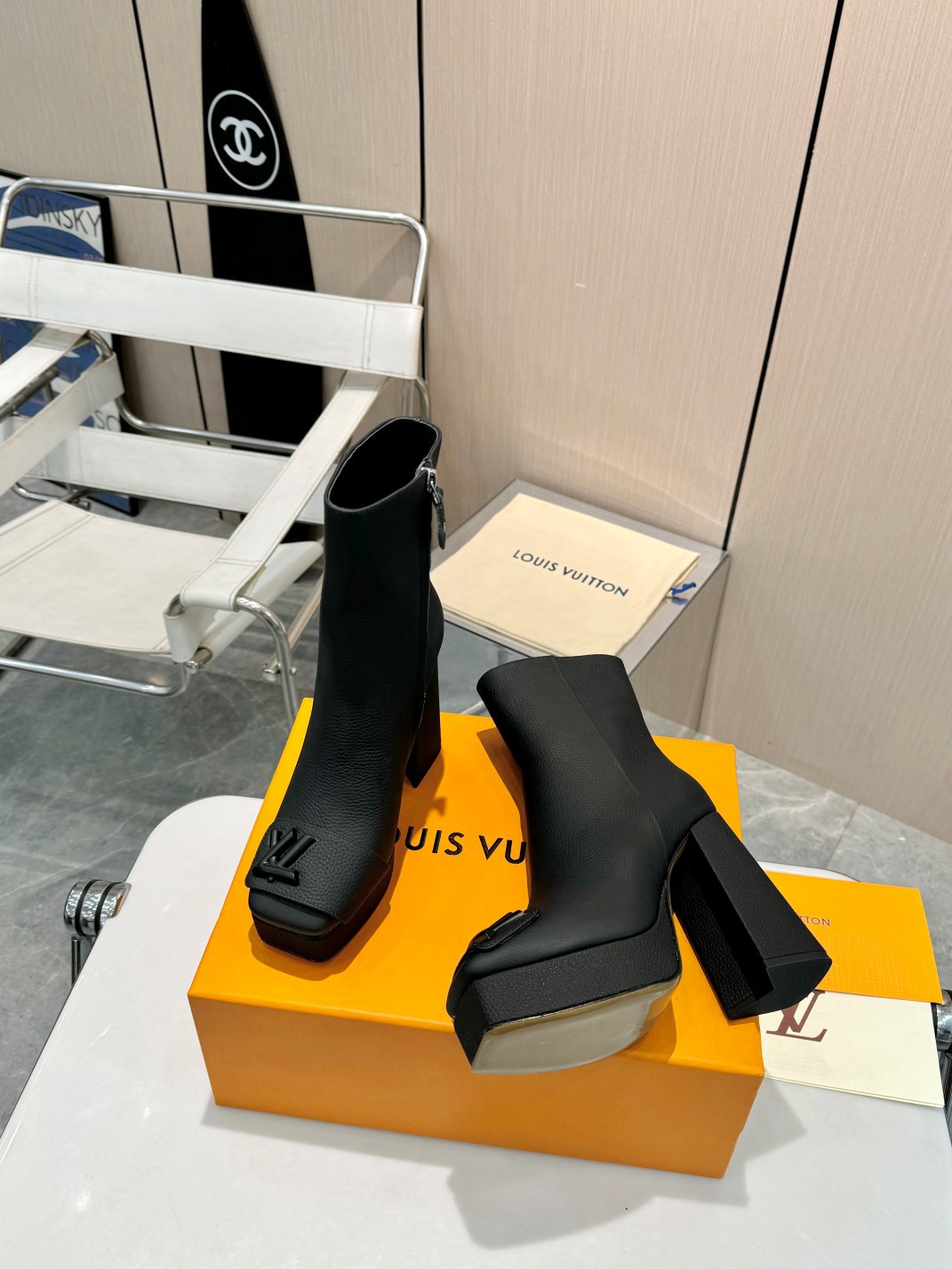 LV boots 2024111301