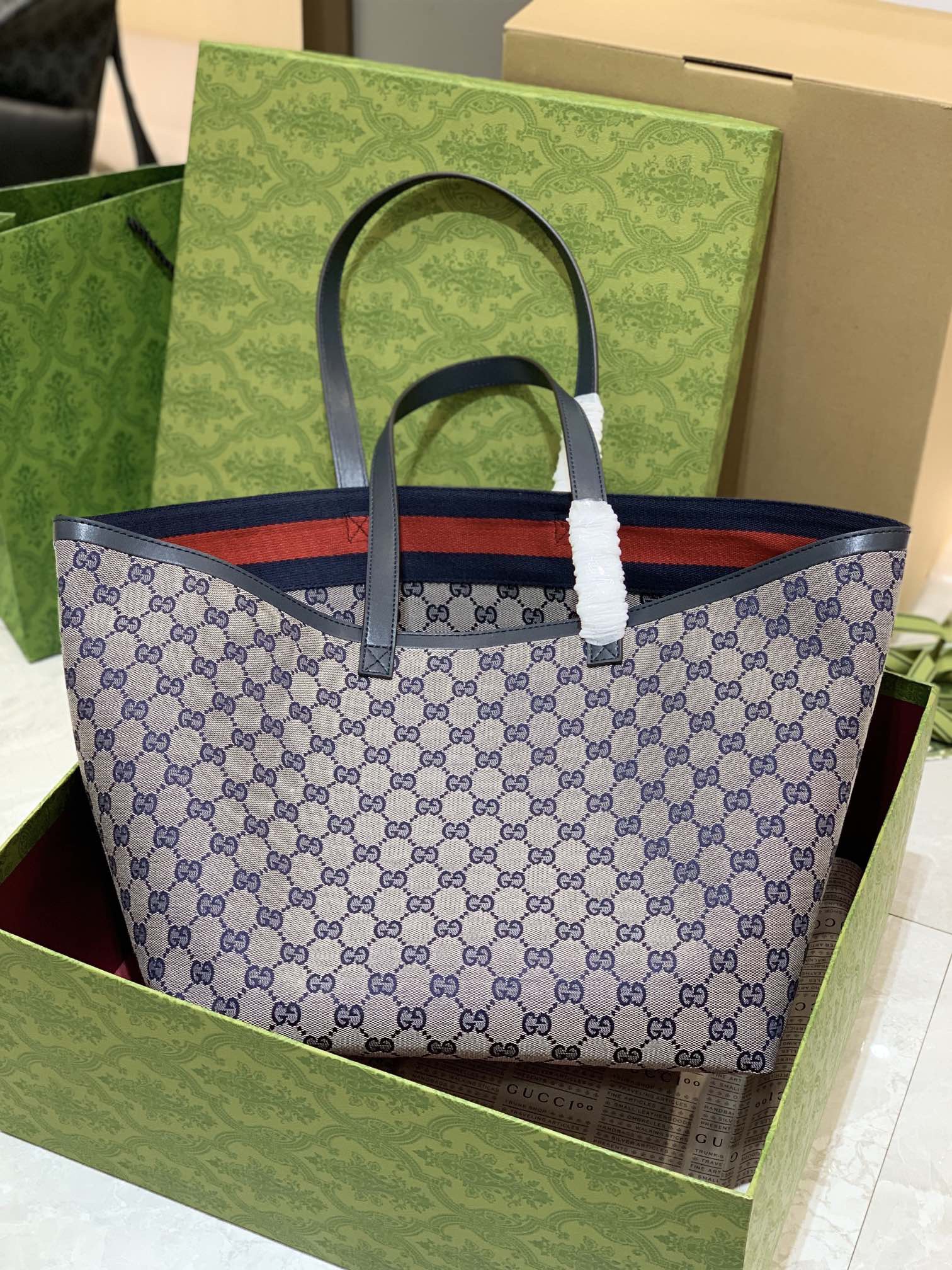 G*u*i totissima tote bag 2024111401
