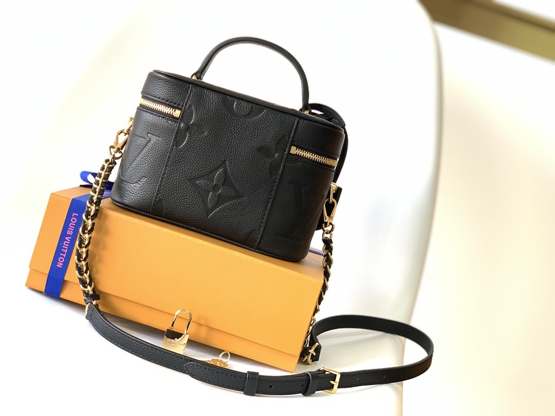 lv l**is V*t*n vanity bag pm black leather 19*13*11cm
